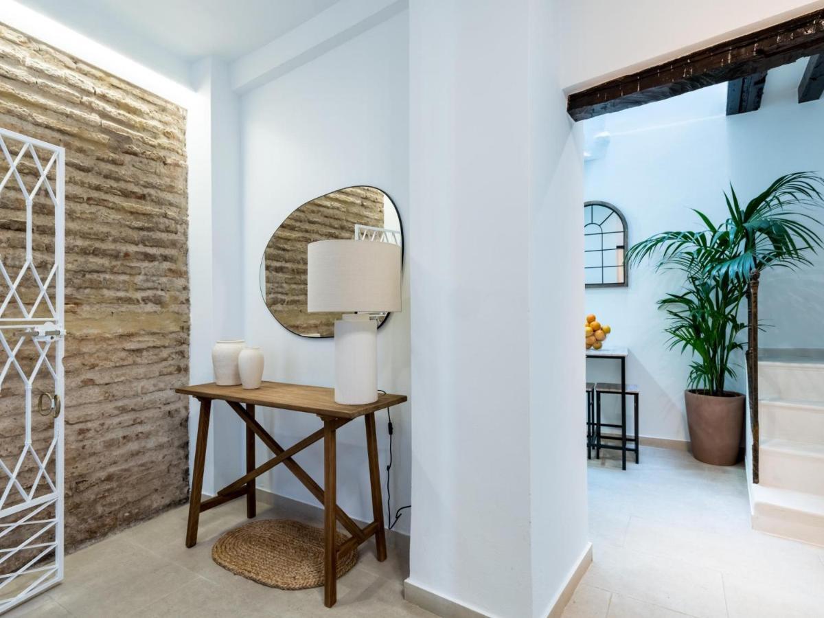 Unique Homes La Juderia Parking & Jacuzzi Seville Ngoại thất bức ảnh